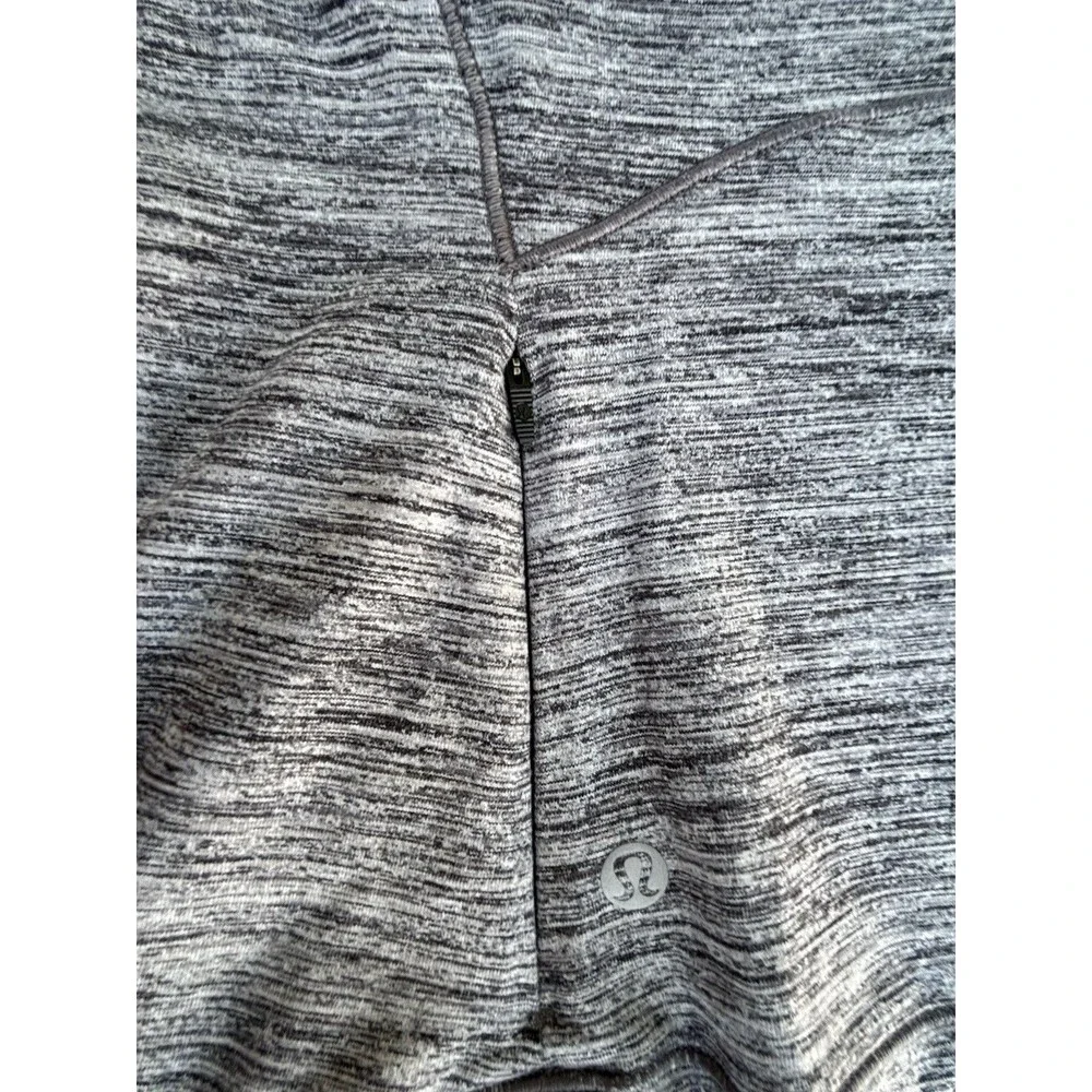 Lululemon Cypress Kiss Womens 6 Grey Long Sleeve Athleisure Train Running Shirt